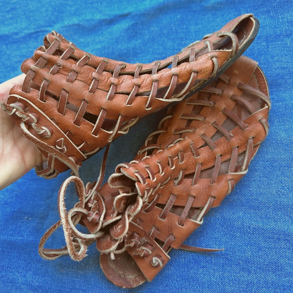Beatrice Valenzuela brown woven leather sandals